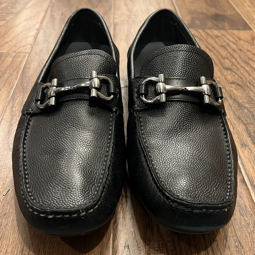 Ferragamo black Parigi dress shoes size 10.5